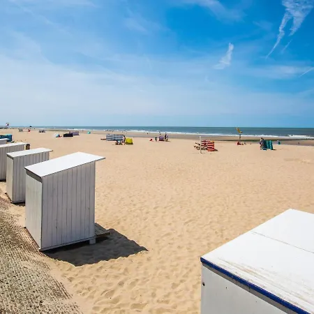 On The 3rd Floor With Sea View *