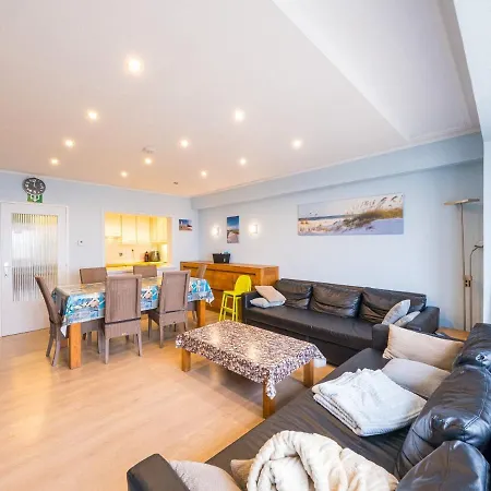 On The 3rd Floor With Sea View